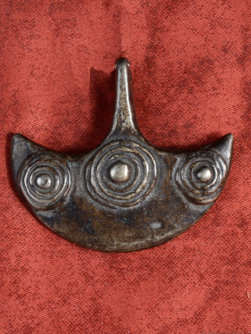 Hanger Brons Lunula Maanvorm Nagaland