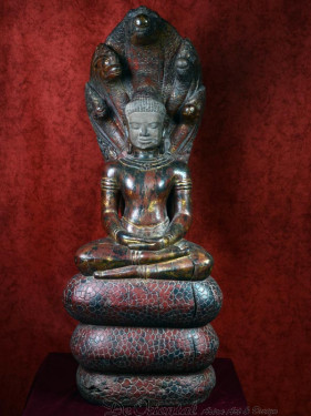 Khmer Boeddha met de Naga Mucalinda