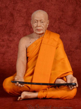 Monnik Phra Luang Phor Puttathat