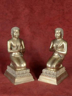 Set van monniken - adoranten brons