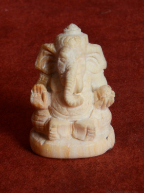 Ganesha miniatuur handgesneden versteend hout Thailand