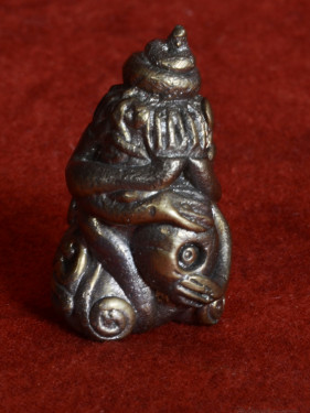 Phra Pidta Maha Lap – Rituele Yant-editie in brons