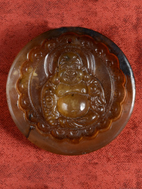 Happy Boeddha hanger carneool