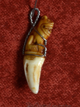 Authentieke Thaise Tijgertand Amulet hanger