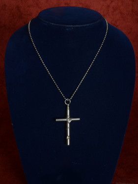 Crucifix  fluitje in messing verchroomd M