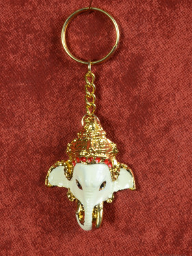 Gouden Sleutelhanger Met Ganesha Olifantenhoofd Rood