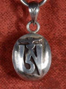 Tibetaanse Om Hanger – 925 Zilver Spiritueel Amulet