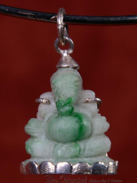 Exclusieve Jade Ganesha Hanger in zilver