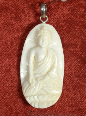 Gesneden Boeddha hanger van been