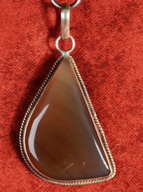 Hanger 925 Zilver met Bruine Agaat Driehoek