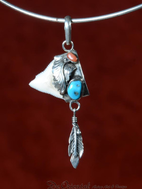 Hanger haaientand 925 zilver met turquoise en koraal
