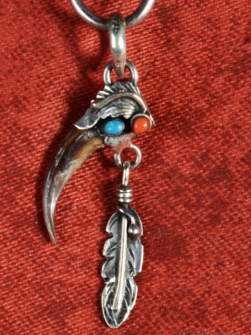 Hanger 925 zilver dierenklauw met veer en stenen