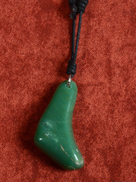 Jade Helende Steen als Hanger