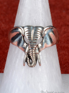 Ring met Kop van Olifant 925