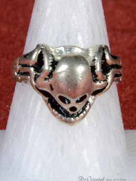 Biker Skull Ring Pirate style