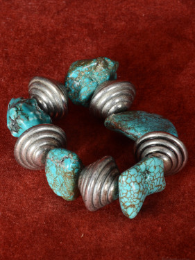 armband met turquoise natuurstenen