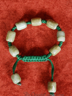 Verstelbare armband met jade kralen