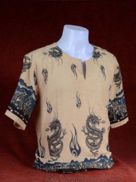 Tropenshirt zonder kraag en met draken print creme