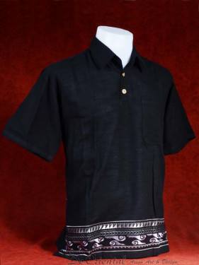 Linnen tropenshirt met geborduurde tribal border