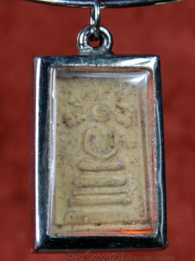 Phra Somdej amulet met Boeddha