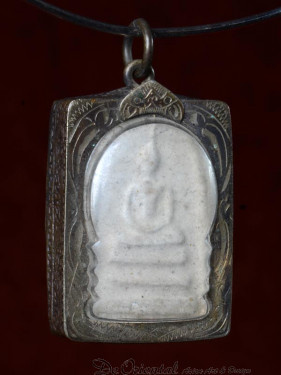 Phra Somdej amulet met Boeddha