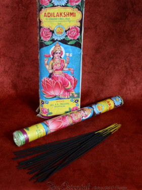 Hand gerolde wierook Adilakshmi