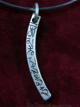 Hanger Om mani padme hum