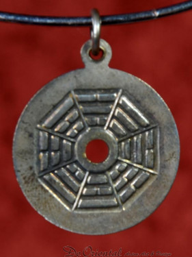 Hanger van muntstuk met bagua