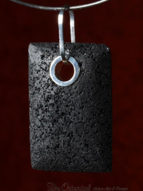 Exclusieve hanger van lavasteen