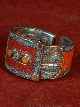 Armband Tibet met turkoois, agaat en bamboekoraal
