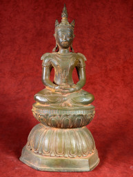 Zittende bronzen meditatie-Boeddha in Chiang Saen
