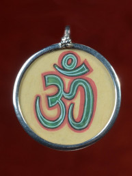 Hanger zilver met een handgeschilderd adbelding van Om