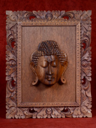 Handgesneden houten paneel met Boeddha