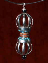 Grote Tibetaanse Vajra Hanger Zilver Turkoois en Rode Koraal