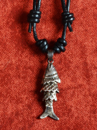 Hanger 925 zilver articulatievis aan leren koord