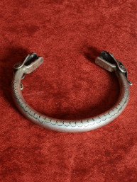 Traditionele armband dragon