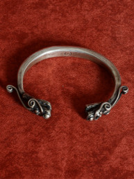 Traditionele armband dragon