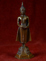Bronzen Boeddha voor woensdag