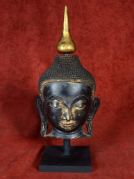 Boeddha hoofd vezelgemengd deels verguld