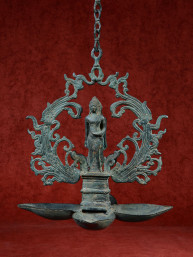 Olielamp in vorm van lotus met Boeddha brons