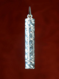 Relikwie houder, handbewerkt zilver