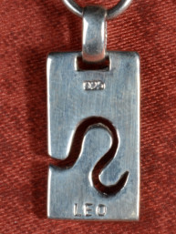 Zilveren hanger met dierenriemteken van Leeuw