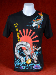 T-Shirt met afbeelding van Chinese draak en koikarper