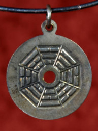 Hanger van muntstuk met bagua