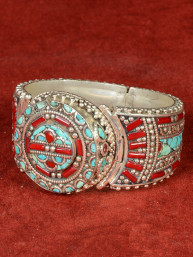 Decoratieve armband Tibet met turkoois en bamboekoraal