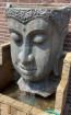 Groot tuin ornament met hoofd van Thaise Boeddha