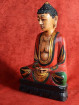 Grote handgesneden en geschilderde Boeddha in Vitakarka mudra