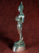 Zilverkleurige wandelende Boeddha – Sukhothai stijl