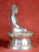Amida Boeddha zittend in Dhyana mudra