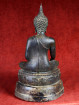 Groot bronzen Boeddhabeeld in Bhumisparsha mudra